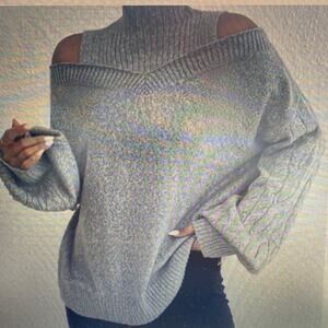 Cold-Shoulder Turtleneck Sweater - Gray